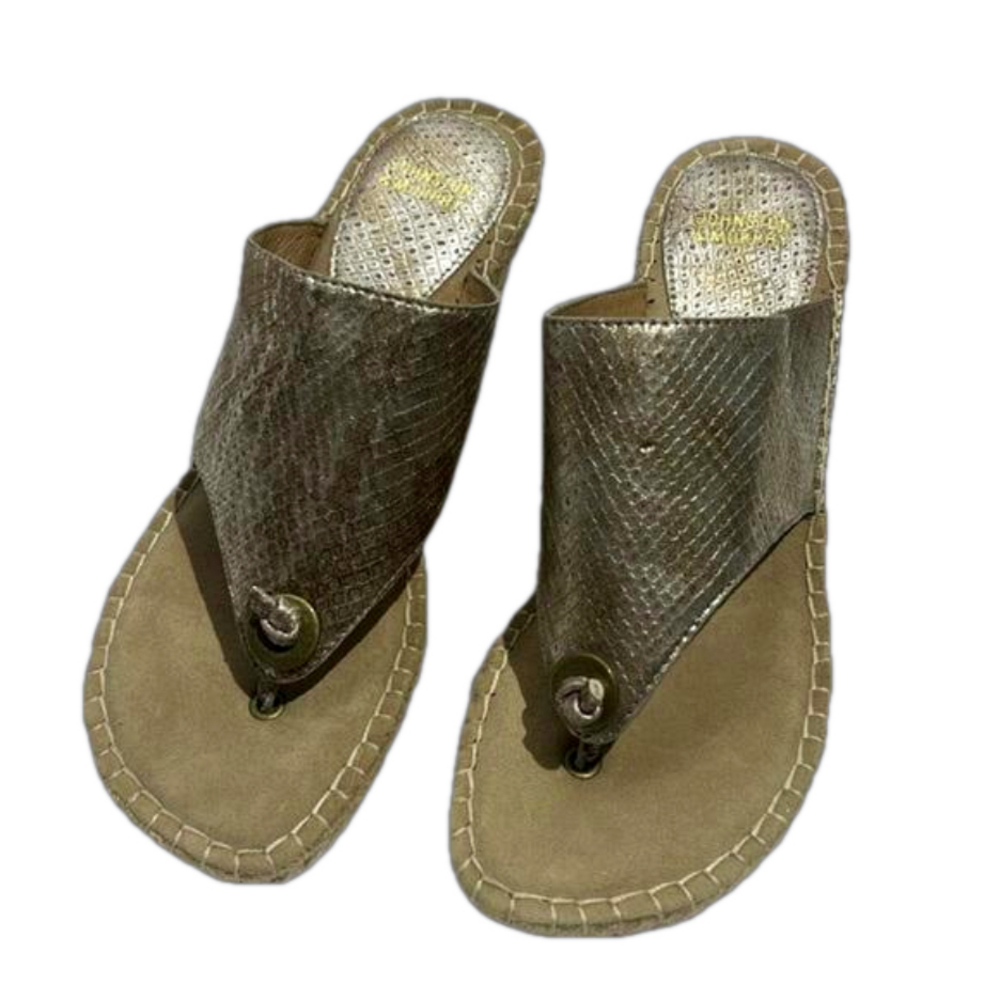 New Johnston & Murphy Women’s Gretchen Wedge Mule. Size 6M.